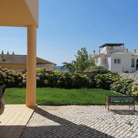 Casa Na Meia Nyaraló