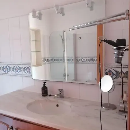 Casa Na Meia