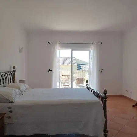 Casa Na Meia Prázdninový dům *